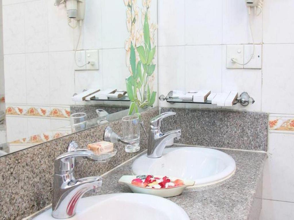 Excel Palace Hotel Rangun Zewnętrze zdjęcie