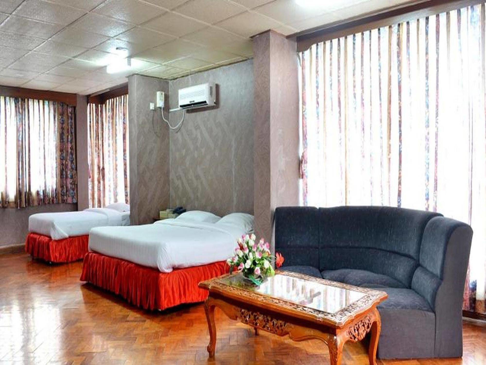 Excel Palace Hotel Rangun Zewnętrze zdjęcie